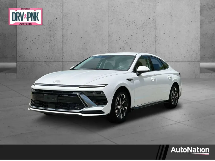 2025 Hyundai Sonata SEL photo 1