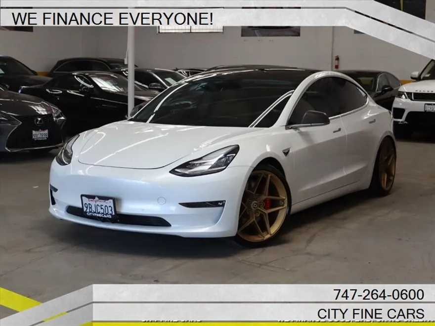 2019 Tesla Model 3 Performance photo 1