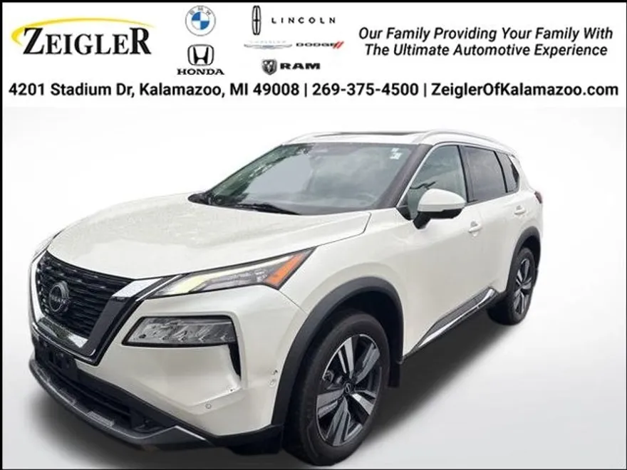 2022 Nissan Rogue SL AWD photo 1