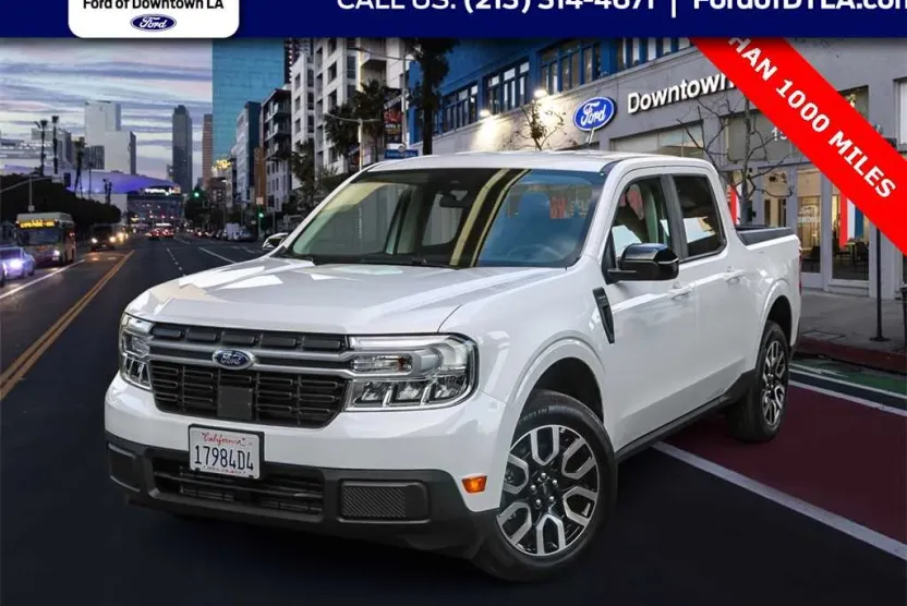 2024 Ford Maverick Lariat photo 1