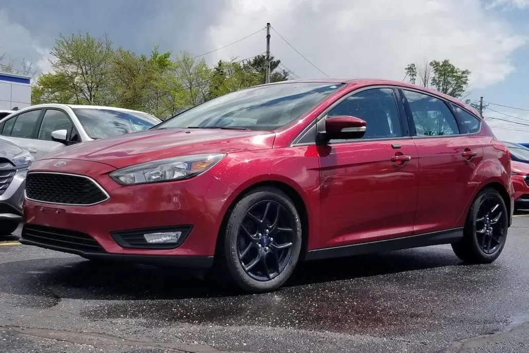 2015 Ford Focus SE photo 1