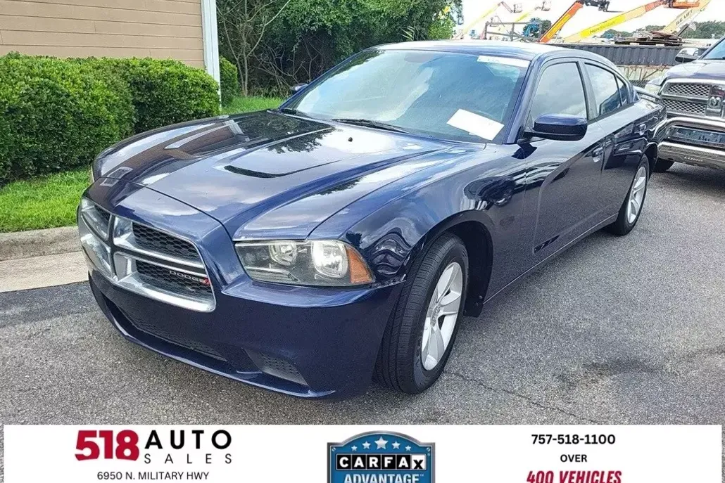 2013 Dodge Charger SE photo 1