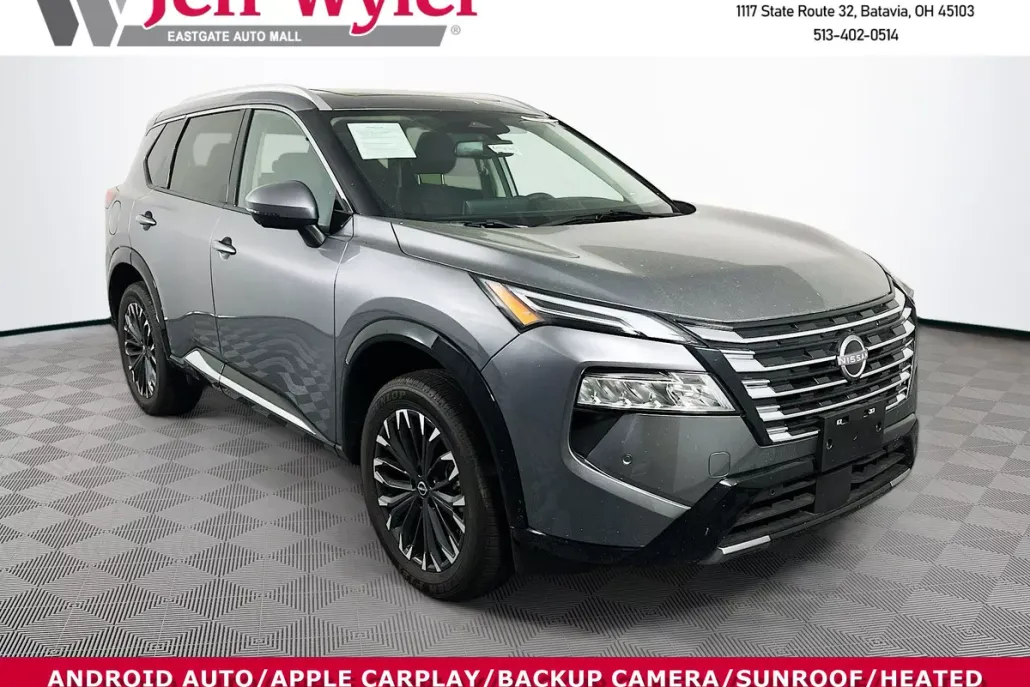 2024 Nissan Rogue Platinum photo 1