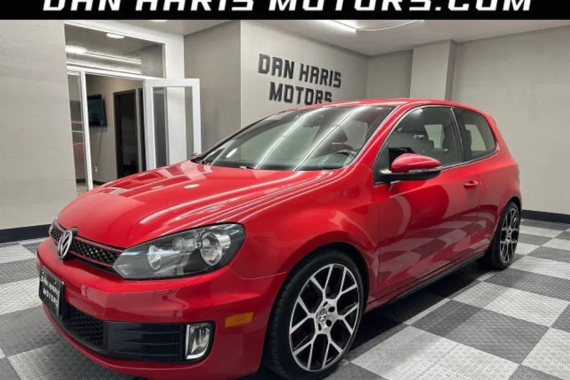 2013 Volkswagen Golf GTI Base photo 1