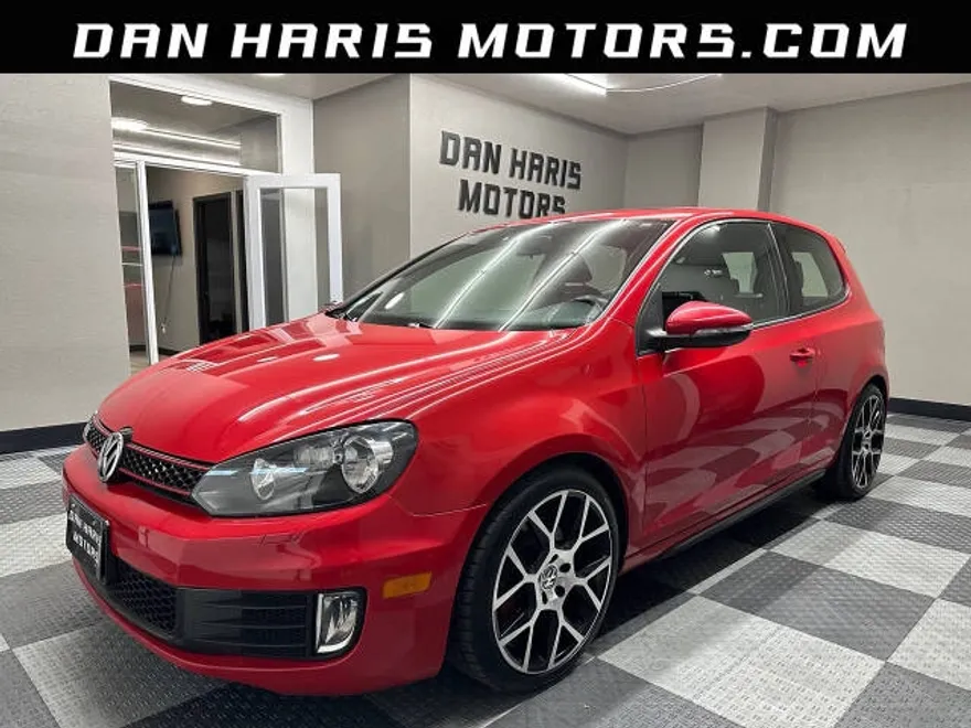 2013 Volkswagen Golf GTI Base photo 1