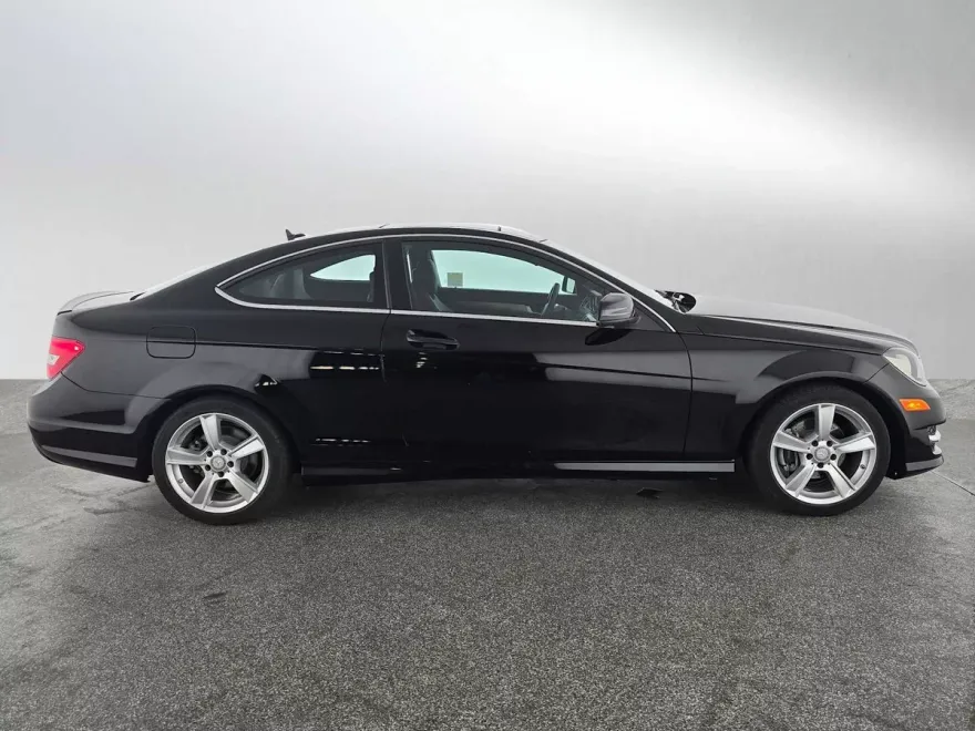 2014 Mercedes Benz C 250 photo 1