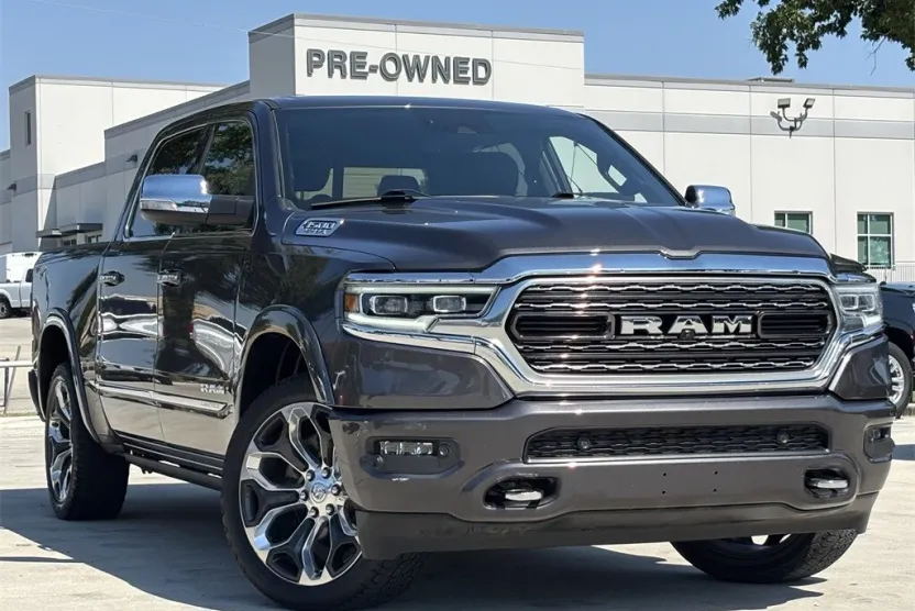 2020 Ram 1500 Limited photo 1