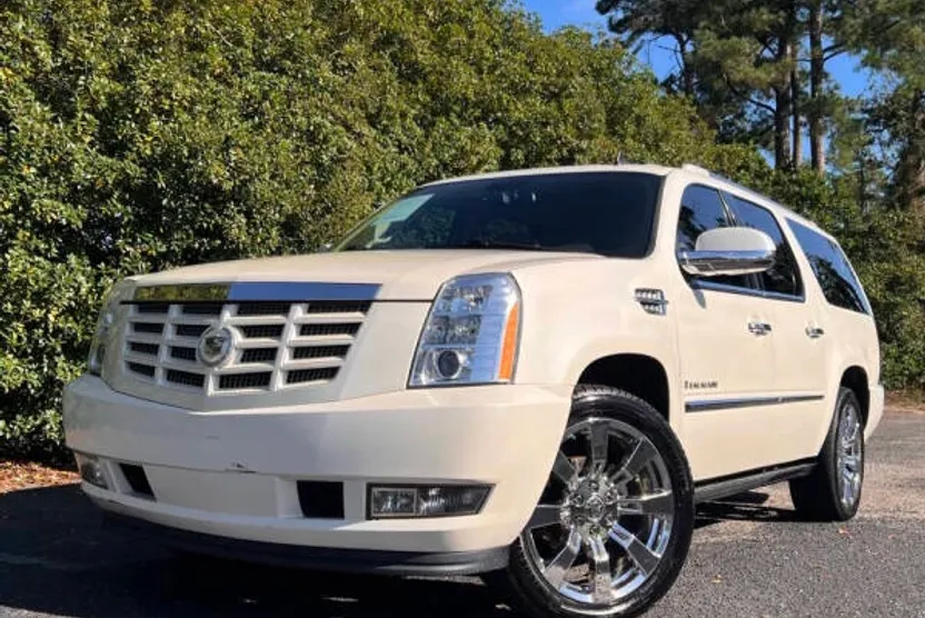 2009 Cadillac Escalade ESV Sport Luxury photo 1