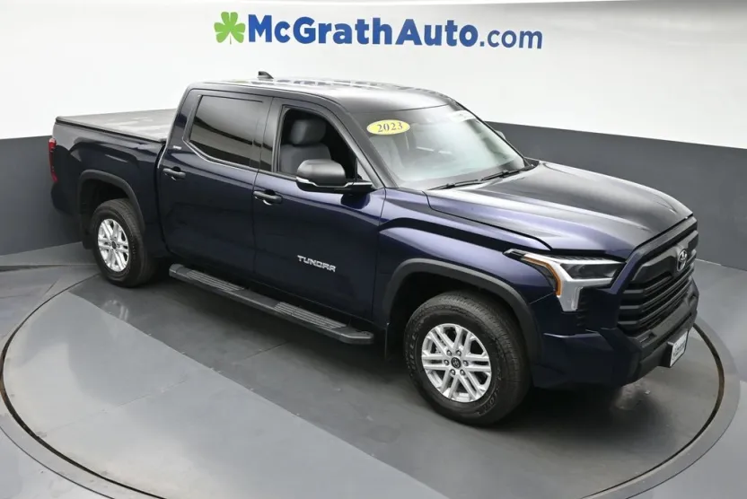 2023 Toyota Tundra SR5 photo 1