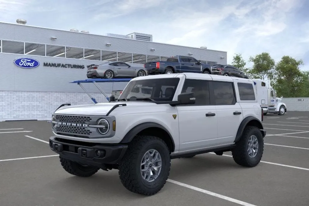 2025 Ford Bronco Badlands photo 1