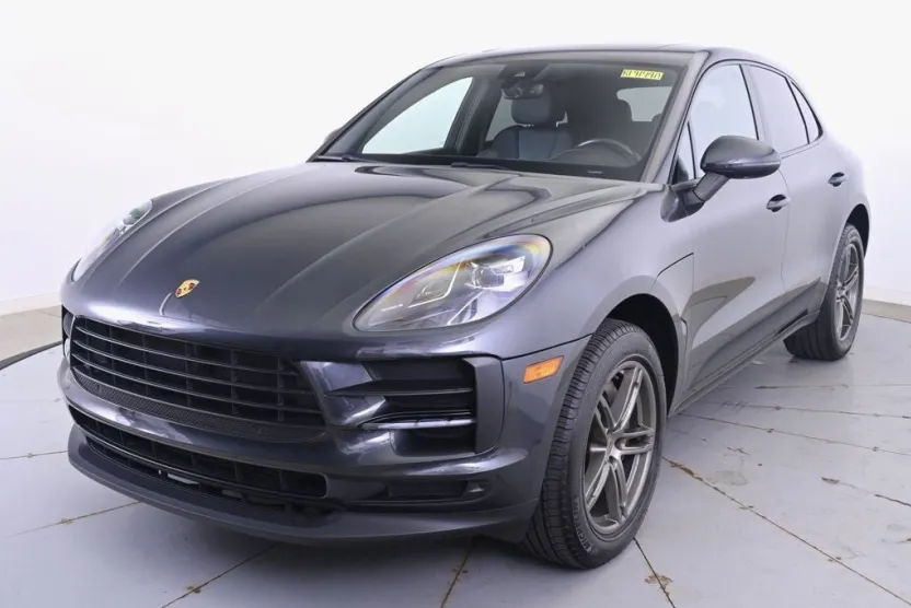 2021 Porsche Macan Base photo 1