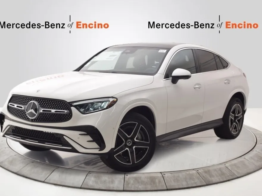 2025 Mercedes Benz GLC 300 4MATIC photo 1