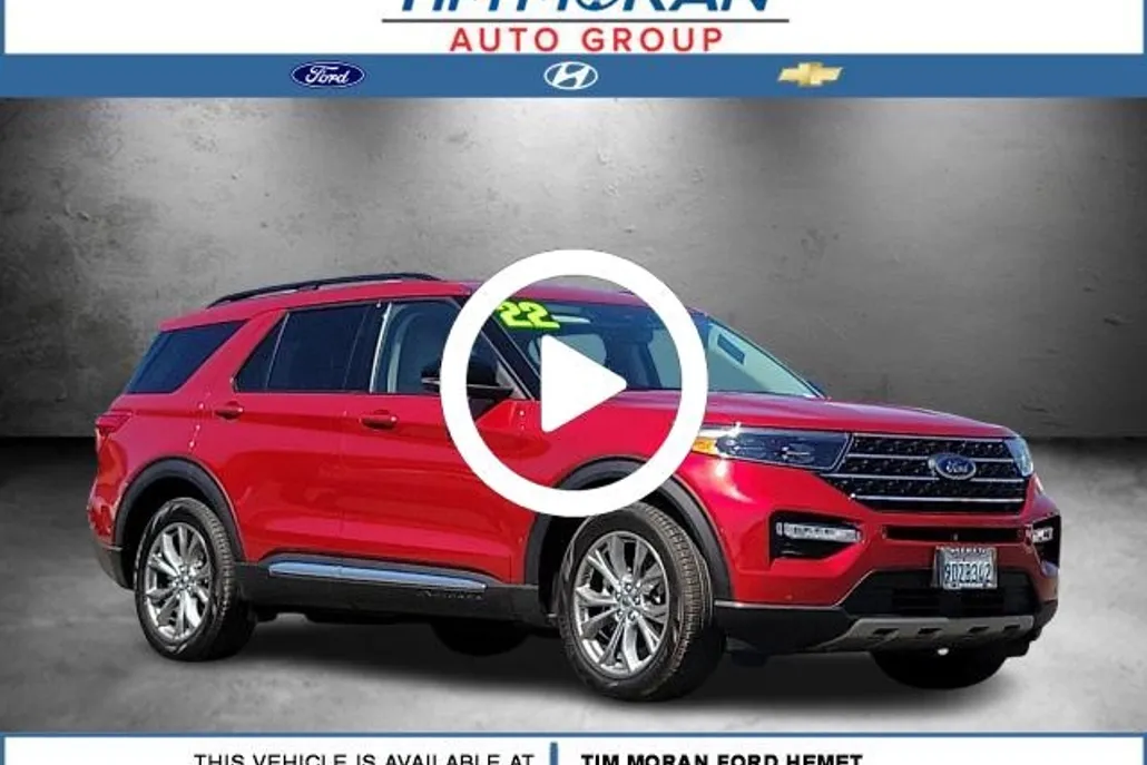 2022 Ford Explorer XLT photo 1