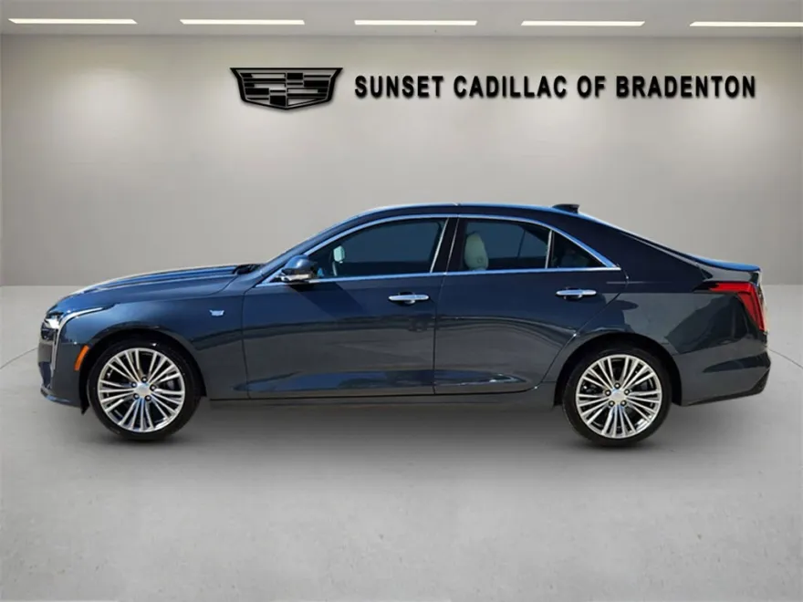 2025 Cadillac CT4 Premium Luxury photo 4