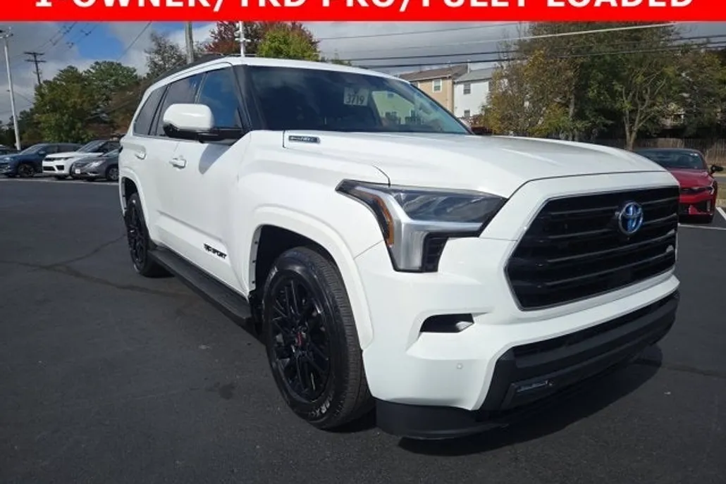 2023 Toyota Sequoia TRD Pro photo 1