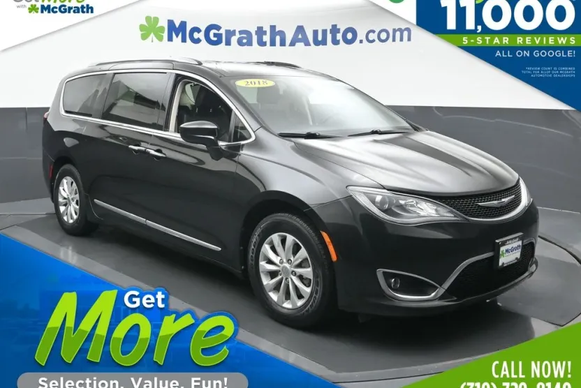 2018 Chrysler Pacifica Touring L photo 1
