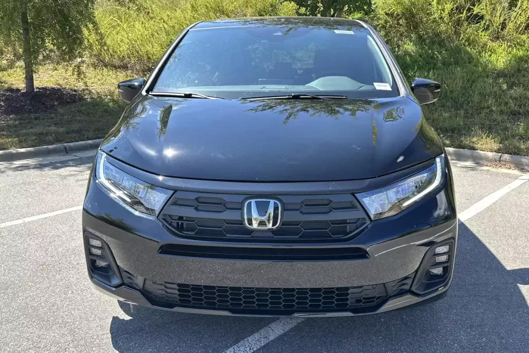 2026 Honda Odyssey photo 1