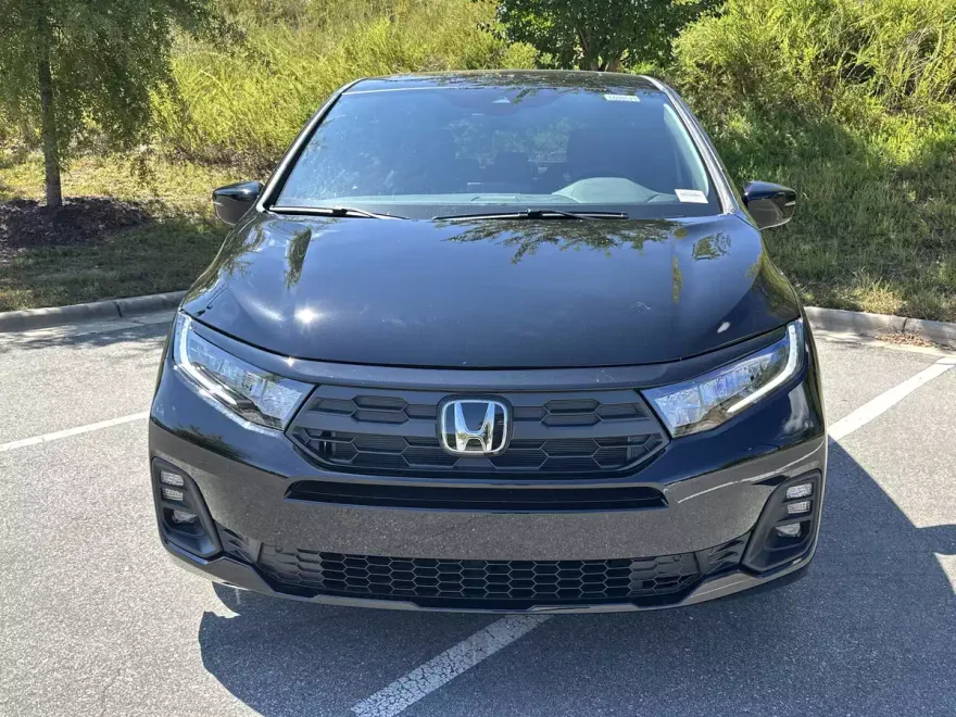 2026 Honda Odyssey photo 1