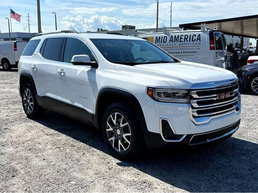 2023 Gmc Acadia SLT photo 1