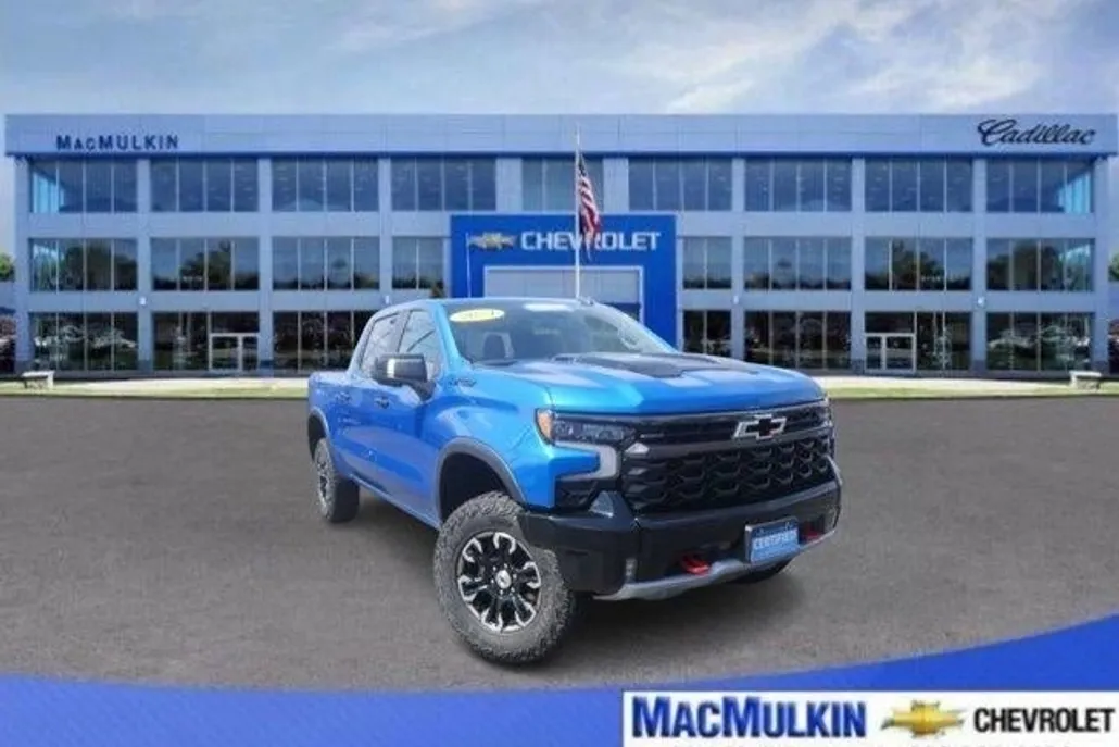 2024 Chevrolet Silverado 1500 ZR2 photo 1