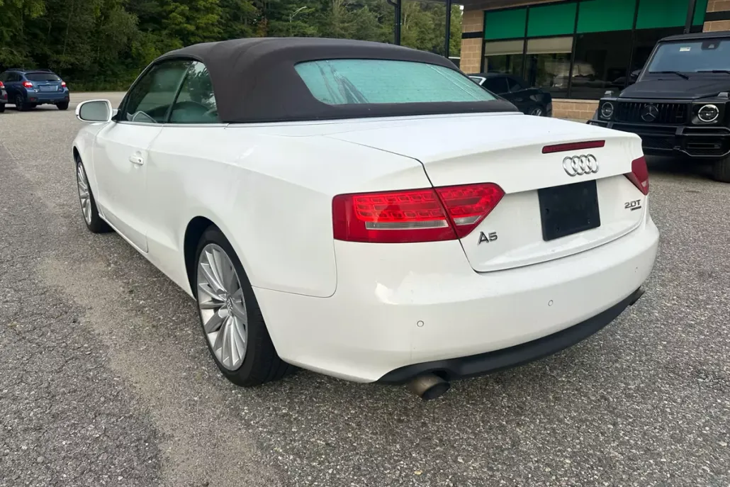2011 Audi A5 Cabriolet Quattro 2.0T Premium Plus photo 1