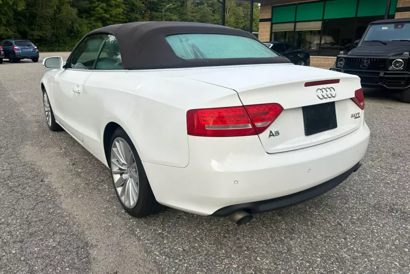 2011 Audi A5 Cabriolet Quattro 2.0T Premium Plus photo 1