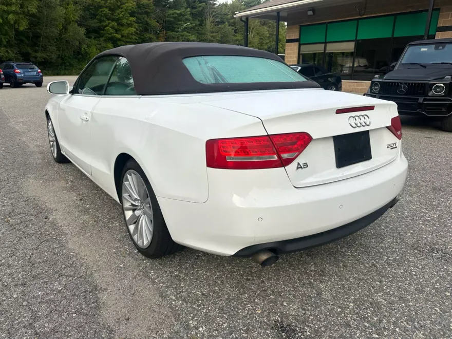 2011 Audi A5 Cabriolet Quattro 2.0T Premium Plus photo 1