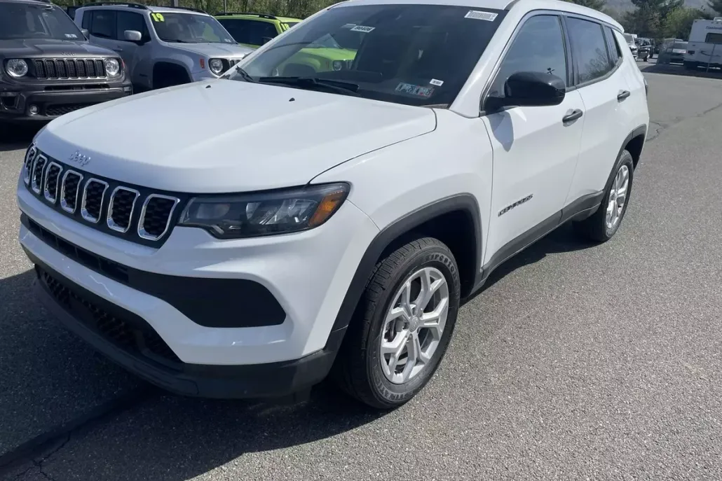 2025 Jeep Compass Sport photo 1