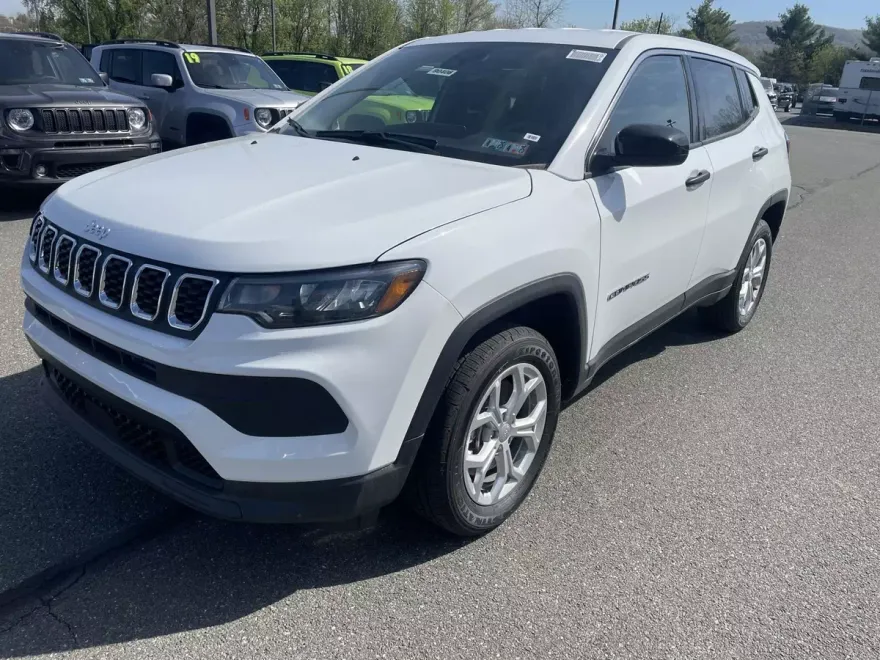 2025 Jeep Compass Sport photo 1
