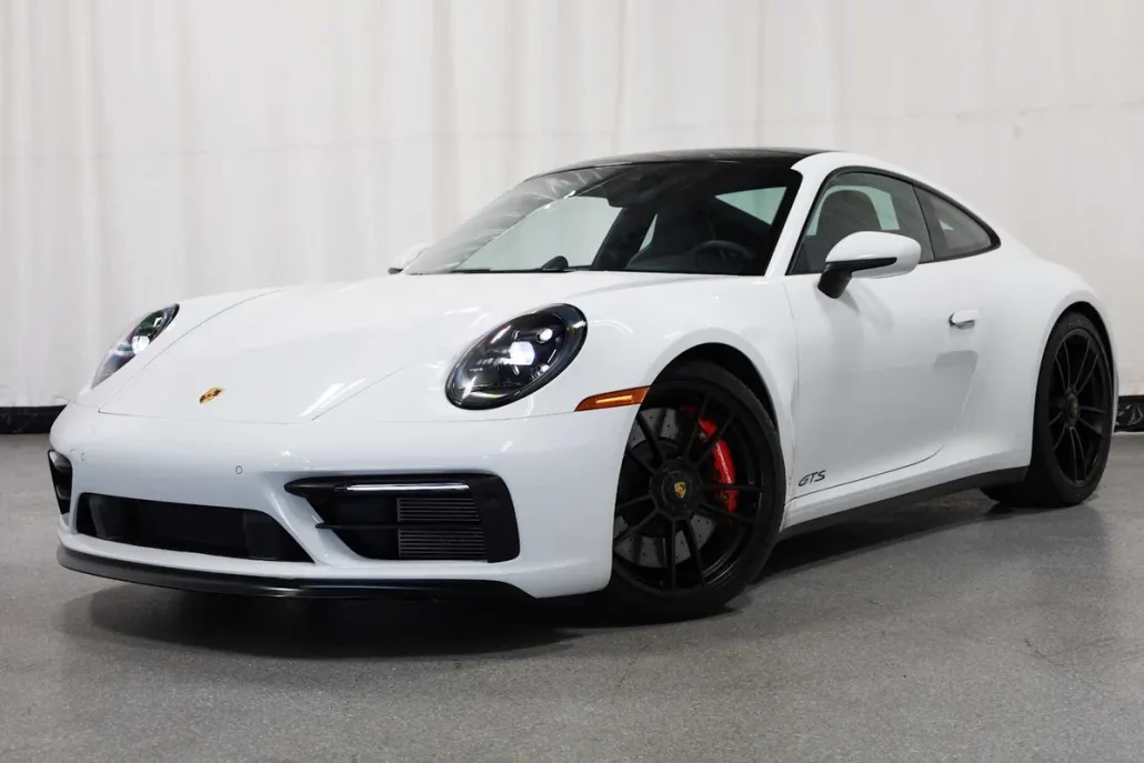 2022 Porsche 911 GTS Coupe photo 1