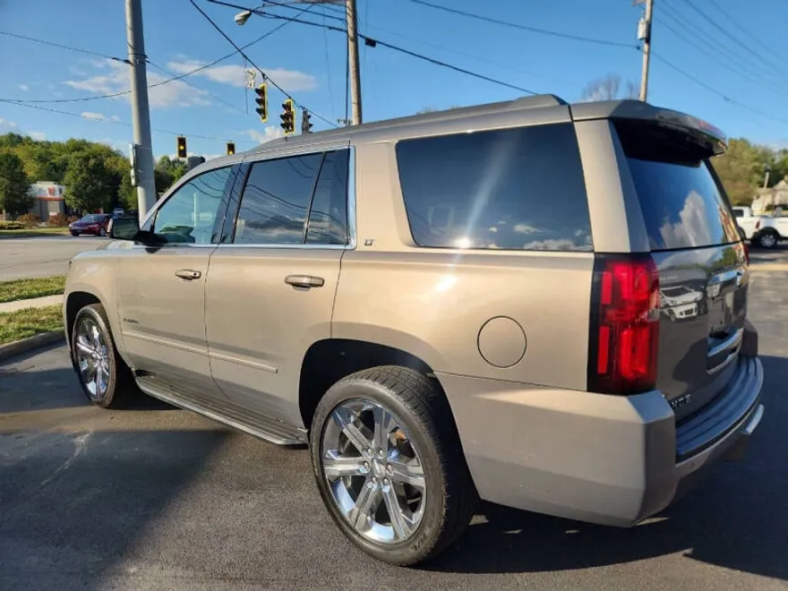 2017 Chevrolet Tahoe LT photo 1
