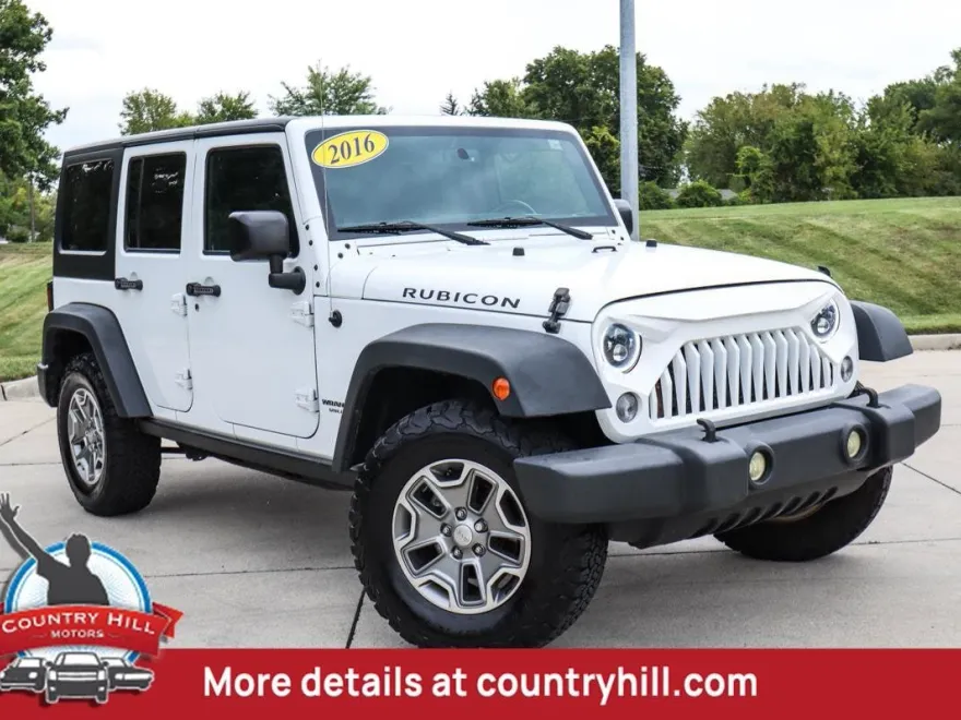 2016 Jeep Wrangler Unlimited Rubicon photo 1