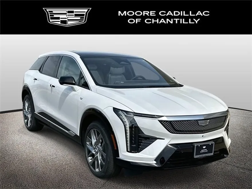 2025 Cadillac Optiq Luxury photo 1