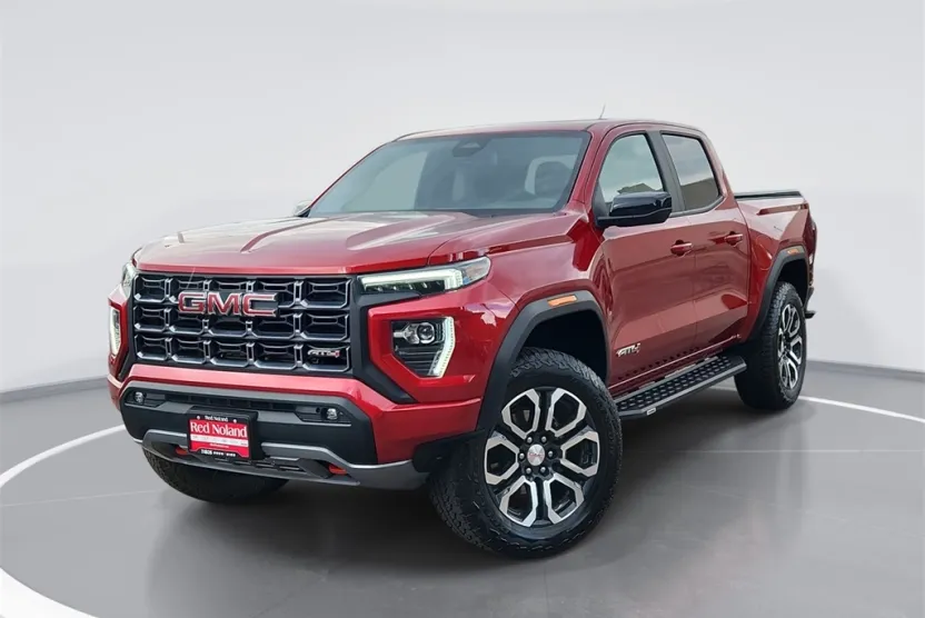 2024 Gmc Canyon AT4 photo 1