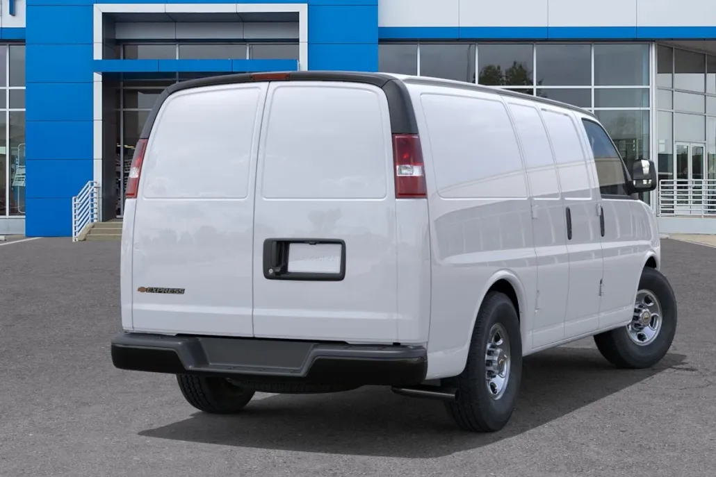 2025 Chevrolet Express Cargo 3500 photo 1