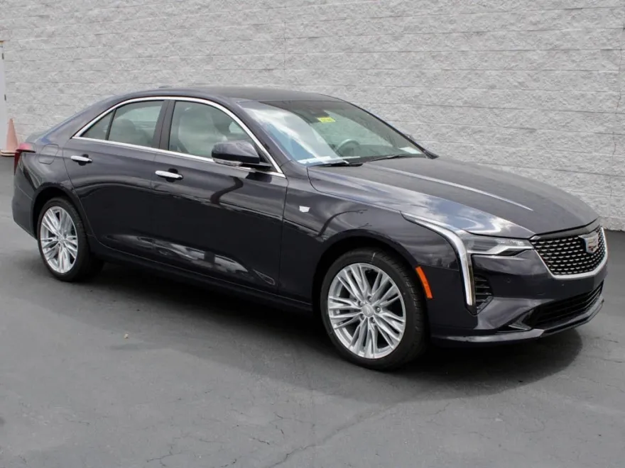 2025 Cadillac CT4 Premium Luxury photo 1