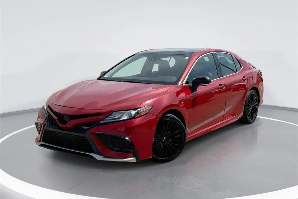 2023 Toyota Camry XSE photo 1