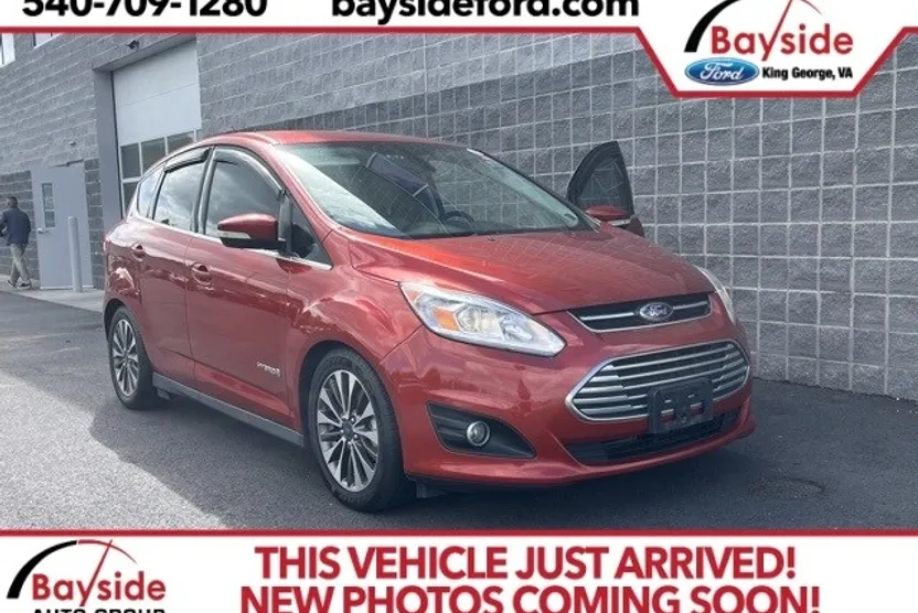 2018 Ford C-Max Hybrid Titanium photo 1
