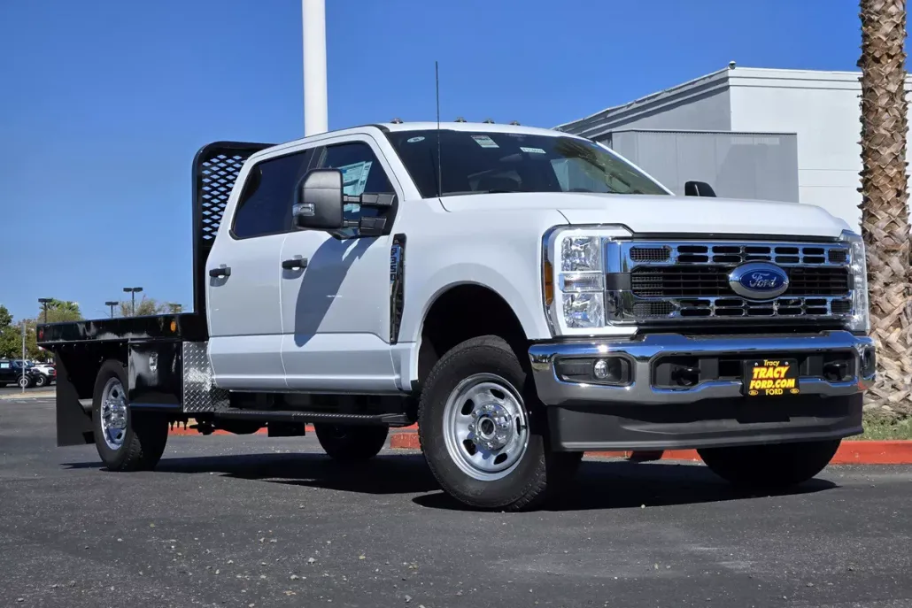 2024 Ford F-350 XL photo 1