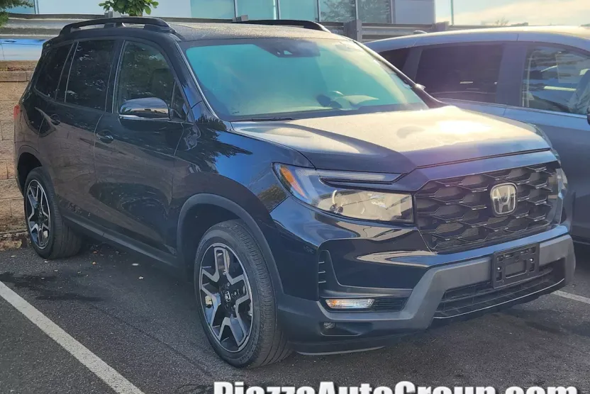2022 Honda Passport Elite photo 1