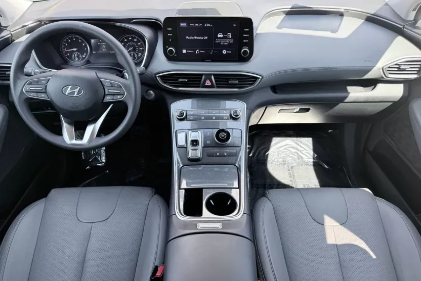 2021 Hyundai Santa Fe SEL photo 1