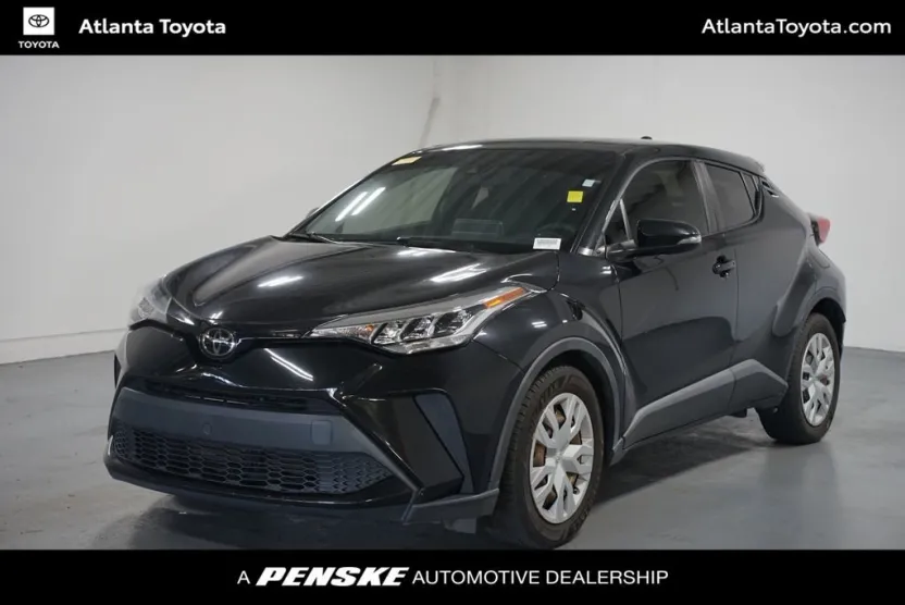 2020 Toyota C-HR LE photo 1