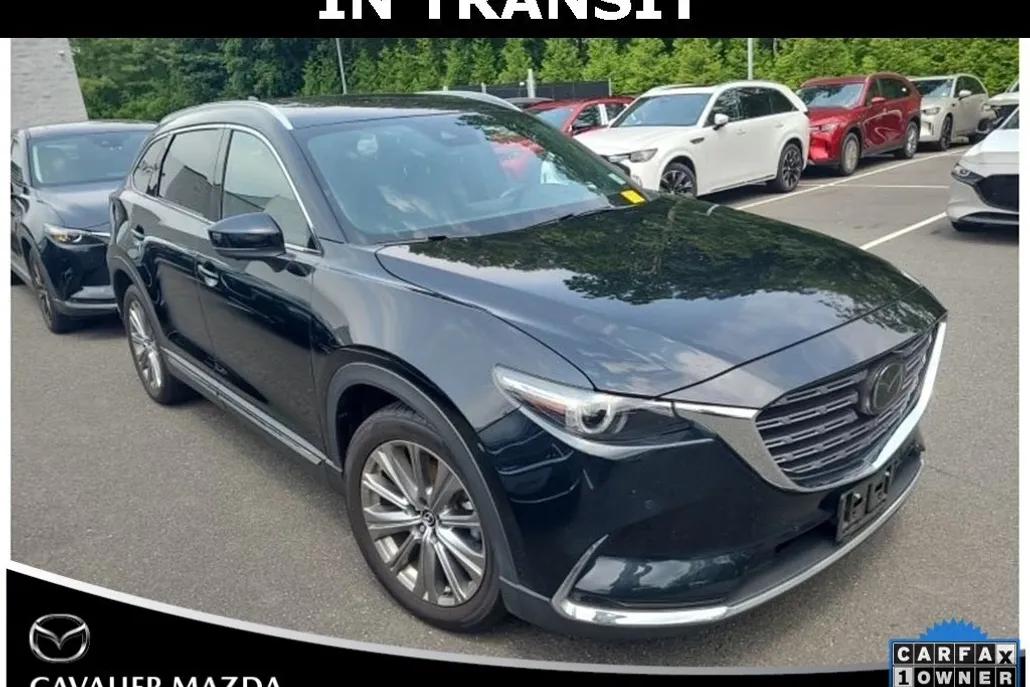 2023 Mazda CX-9 Touring photo 1