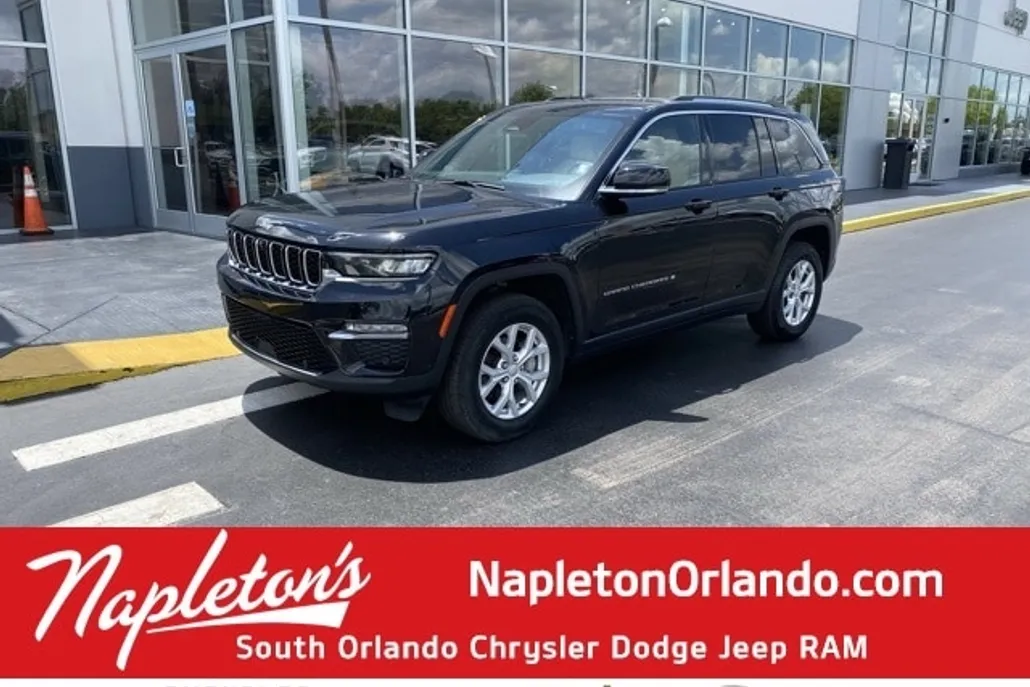 2023 Jeep Grand Cherokee Limited photo 1
