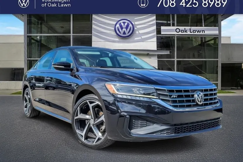 2020 Volkswagen Passat 2.0T R-Line photo 1