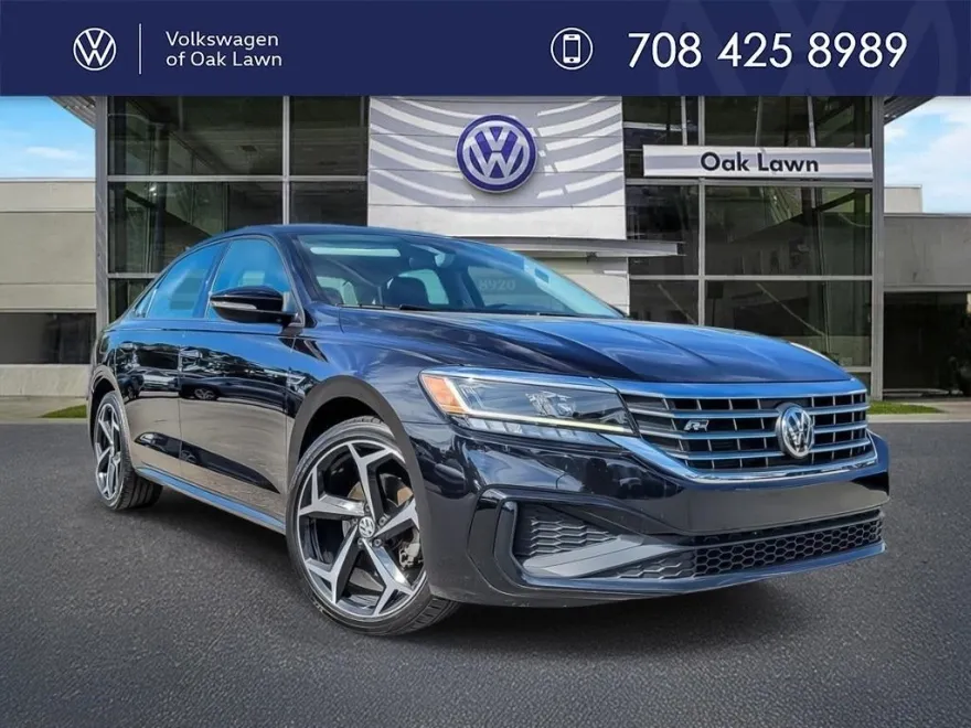 2020 Volkswagen Passat 2.0T R-Line photo 1