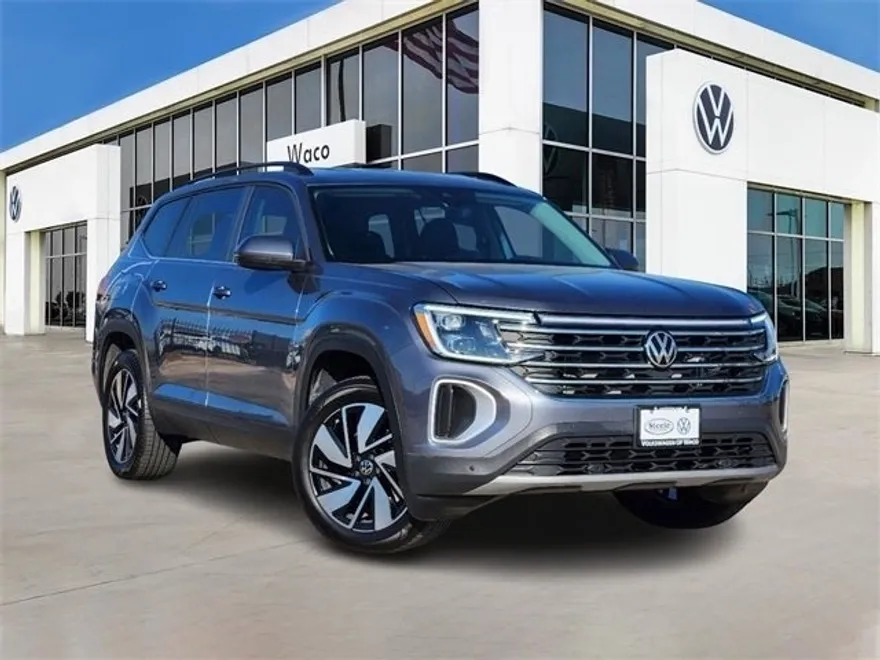 2024 Volkswagen Atlas SE Technology photo 1