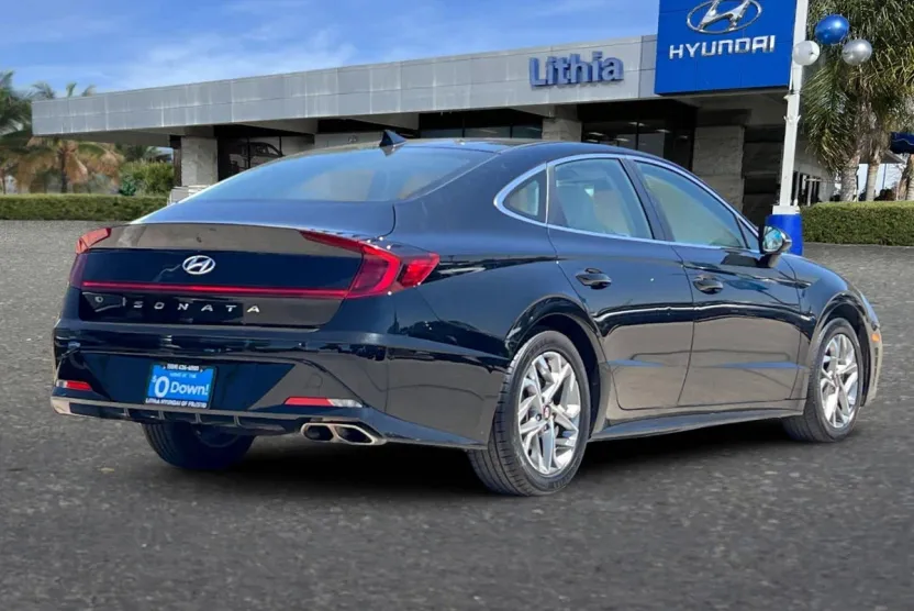 2023 Hyundai Sonata SEL photo 1