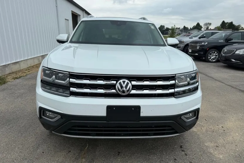 2019 Volkswagen Atlas V6 SEL Premium photo 1