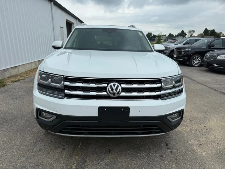 2019 Volkswagen Atlas V6 SEL Premium photo 1